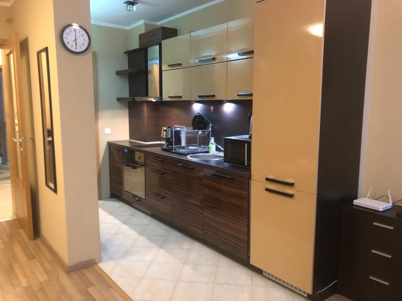 Rakovski Gn / Free Garage *