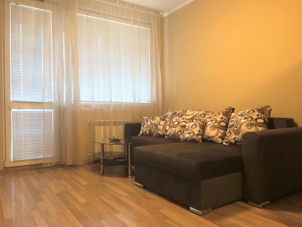 Rakovski Gn / Free Garage * Sofia